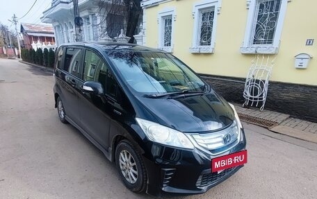 Honda Freed I, 2014 год, 1 490 000 рублей, 4 фотография
