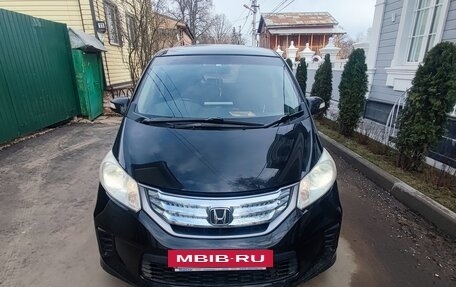 Honda Freed I, 2014 год, 1 490 000 рублей, 20 фотография