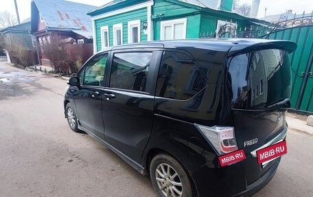 Honda Freed I, 2014 год, 1 490 000 рублей, 6 фотография