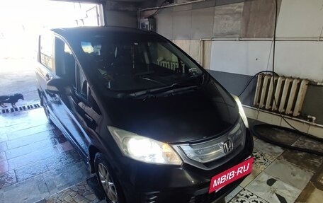 Honda Freed I, 2014 год, 1 490 000 рублей, 38 фотография