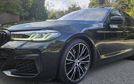 BMW 5 серия, 2021 год, 4 450 000 рублей, 2 фотография