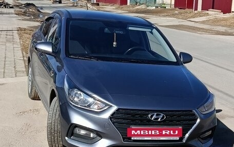 Hyundai Solaris II рестайлинг, 2017 год, 1 200 000 рублей, 2 фотография