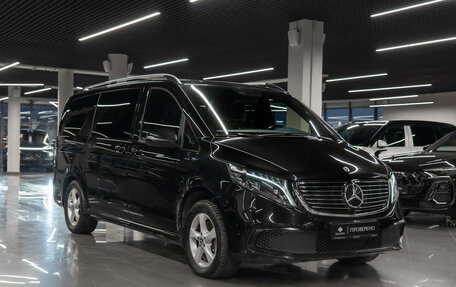 Mercedes-Benz EQV, 2020 год, 5 300 000 рублей, 2 фотография