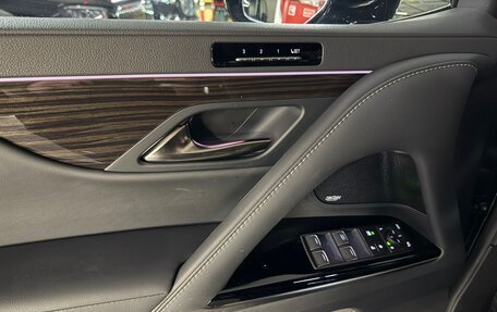 Lexus LX, 2025 год, 19 300 000 рублей, 16 фотография