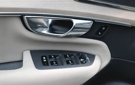 Volvo XC90 II рестайлинг, 2026 год, 8 931 000 рублей, 21 фотография