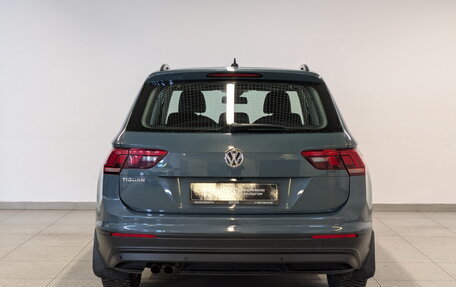 Volkswagen Tiguan II, 2020 год, 2 300 000 рублей, 4 фотография