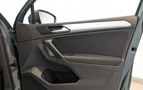 Volkswagen Tiguan II, 2020 год, 2 300 000 рублей, 15 фотография