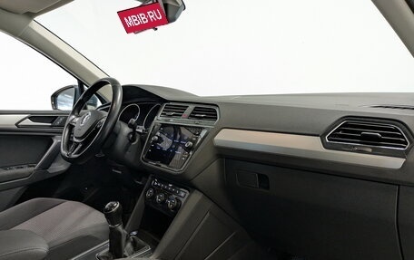 Volkswagen Tiguan II, 2020 год, 2 300 000 рублей, 8 фотография