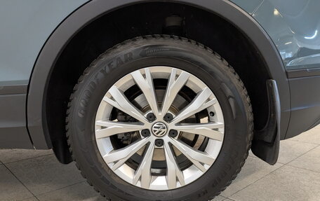 Volkswagen Tiguan II, 2020 год, 2 300 000 рублей, 25 фотография