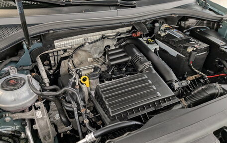 Volkswagen Tiguan II, 2020 год, 2 300 000 рублей, 22 фотография