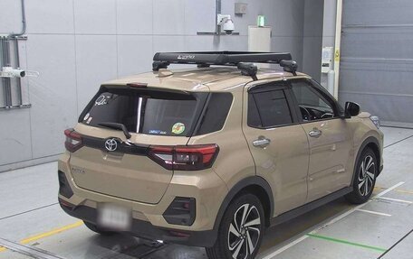 Toyota Raize I, 2021 год, 1 750 000 рублей, 3 фотография