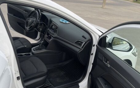 Hyundai Elantra VI рестайлинг, 2018 год, 1 510 000 рублей, 10 фотография