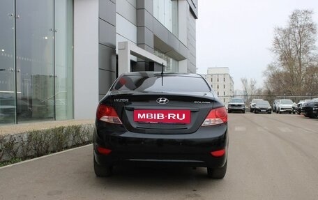 Hyundai Solaris II рестайлинг, 2013 год, 645 000 рублей, 4 фотография