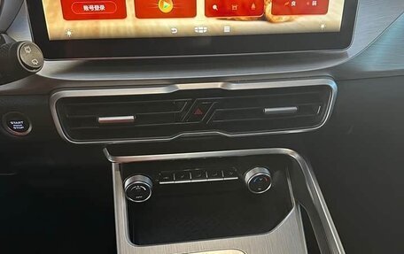 Geely Coolray I, 2022 год, 1 573 505 рублей, 8 фотография