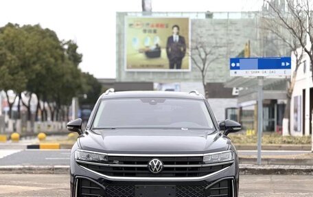 Volkswagen Touareg III, 2025 год, 7 500 000 рублей, 2 фотография