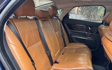 Jaguar XJ IV (X351), 2016 год, 2 850 000 рублей, 12 фотография