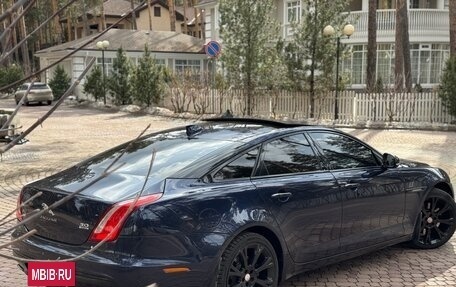 Jaguar XJ IV (X351), 2016 год, 2 850 000 рублей, 4 фотография