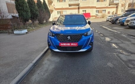 Peugeot 2008 II, 2021 год, 1 850 000 рублей, 3 фотография