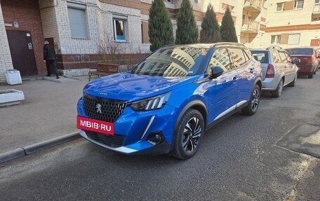 Peugeot 2008 II, 2021 год, 1 850 000 рублей, 2 фотография