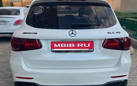 Mercedes-Benz GLC AMG, 2016 год, 4 200 000 рублей, 3 фотография