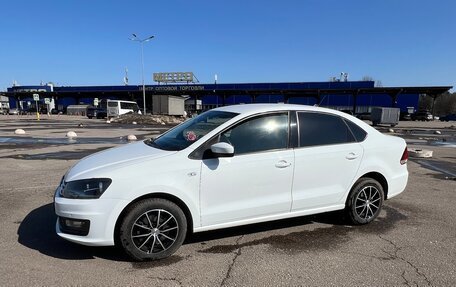Volkswagen Polo VI (EU Market), 2018 год, 1 385 000 рублей, 2 фотография