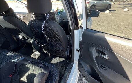 Volkswagen Polo VI (EU Market), 2018 год, 1 385 000 рублей, 13 фотография