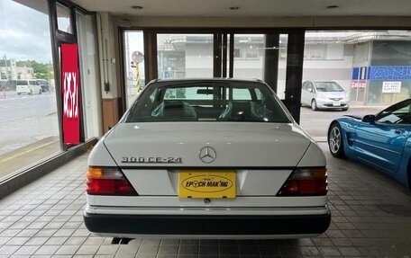 Mercedes-Benz W124, 1991 год, 6 430 000 рублей, 4 фотография