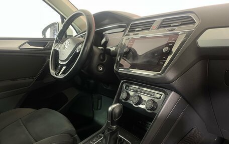 Volkswagen Tiguan II, 2017 год, 2 179 000 рублей, 12 фотография