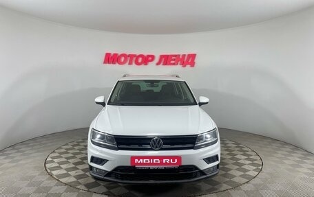 Volkswagen Tiguan II, 2017 год, 2 179 000 рублей, 2 фотография