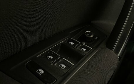 Volkswagen Tiguan II, 2017 год, 2 179 000 рублей, 21 фотография