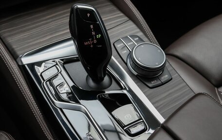 BMW 5 серия, 2020 год, 4 990 000 рублей, 19 фотография