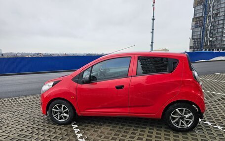 Chevrolet Spark III, 2012 год, 530 000 рублей, 3 фотография