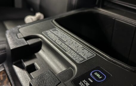 Toyota Land Cruiser 200, 2013 год, 4 500 000 рублей, 20 фотография