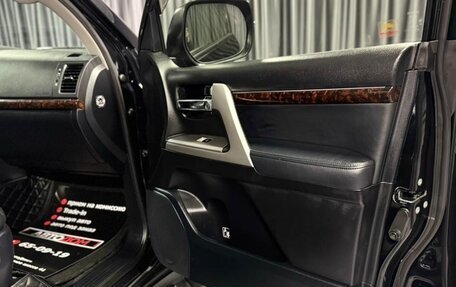 Toyota Land Cruiser 200, 2013 год, 4 500 000 рублей, 32 фотография