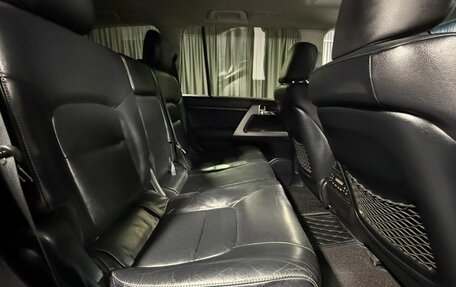 Toyota Land Cruiser 200, 2013 год, 4 500 000 рублей, 30 фотография