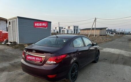 Hyundai Solaris II рестайлинг, 2013 год, 879 000 рублей, 3 фотография