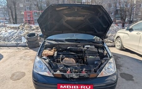 Ford Focus IV, 2001 год, 275 000 рублей, 4 фотография