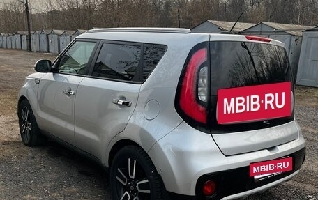KIA Soul II рестайлинг, 2018 год, 2 050 000 рублей, 5 фотография