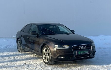 Audi A4, 2013 год, 958 000 рублей, 3 фотография