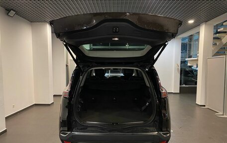 Renault Espace V рестайлинг, 2018 год, 2 125 000 рублей, 38 фотография