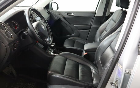 Volkswagen Tiguan I, 2010 год, 999 000 рублей, 8 фотография