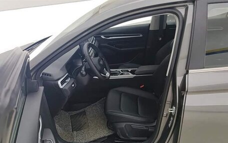 Geely Emgrand, 2025 год, 1 662 505 рублей, 2 фотография