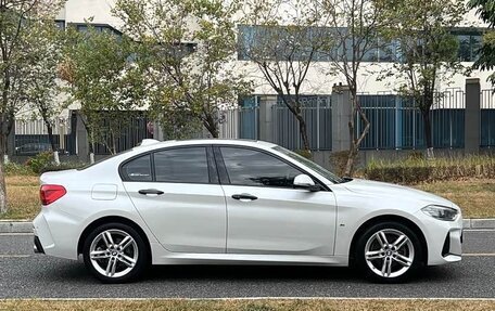 BMW 1 серия, 2021 год, 1 650 000 рублей, 6 фотография