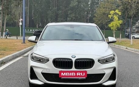 BMW 1 серия, 2021 год, 1 650 000 рублей, 5 фотография