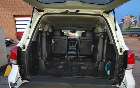 Toyota Land Cruiser 200, 2011 год, 2 300 000 рублей, 1 фотография