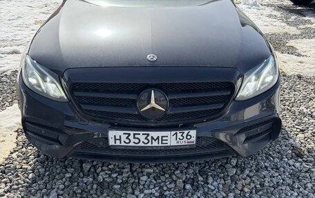 Mercedes-Benz E-Класс, 2019 год, 3 445 000 рублей, 1 фотография