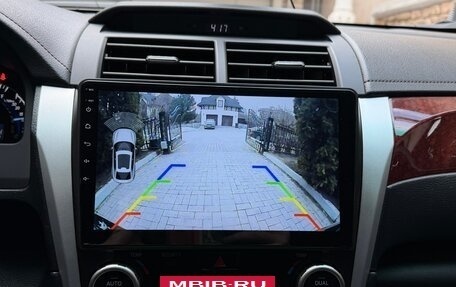 Toyota Camry, 2011 год, 1 650 000 рублей, 12 фотография