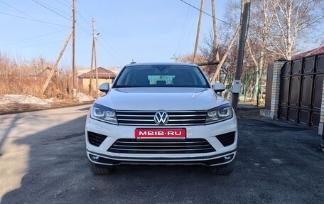 Volkswagen Touareg III, 2015 год, 2 850 000 рублей, 4 фотография