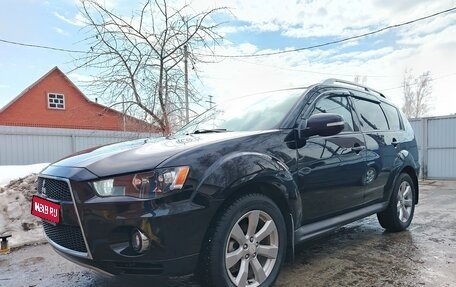 Mitsubishi Outlander III рестайлинг 3, 2010 год, 1 260 000 рублей, 1 фотография