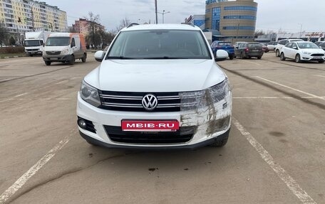 Volkswagen Tiguan I, 2015 год, 1 300 000 рублей, 1 фотография